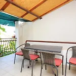 Apartment Apartments With Parking Space Okrug Gornji, Ciovo - 1107