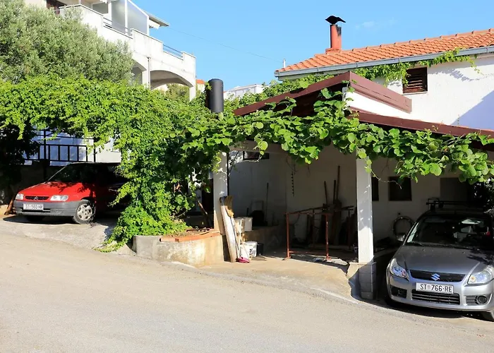 With Parking Space Okrug Gornji, Ciovo - 1107 *