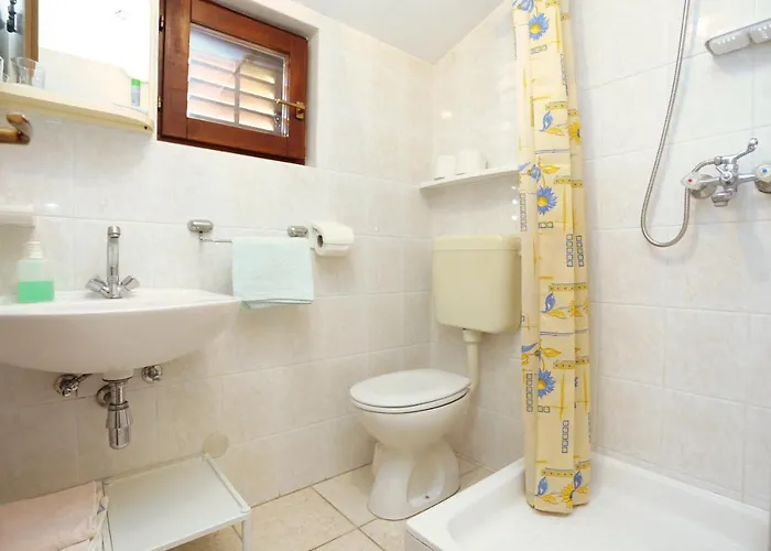 With Parking Space Okrug Gornji, Ciovo - 1107 Trogir