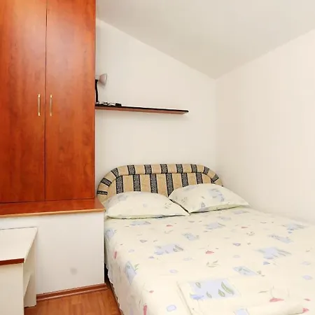 Apartments With A Parking Space Okrug Gornji, Ciovo - 1107 Apartment Trogir